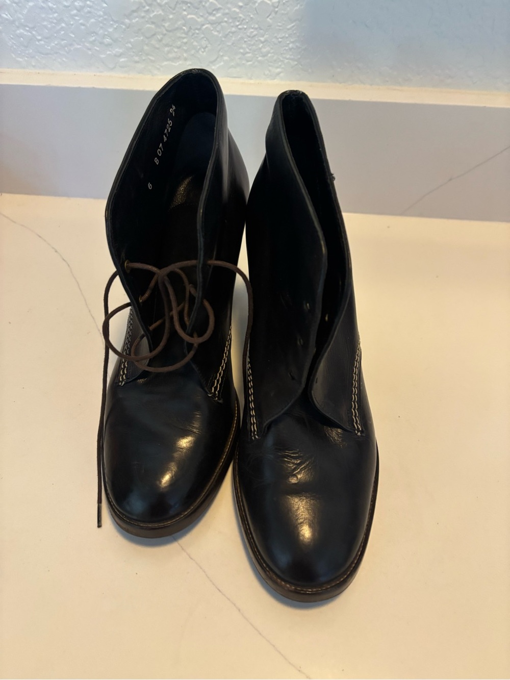Robert Clergerie Black Leather Lace-Up Ankle Boots
